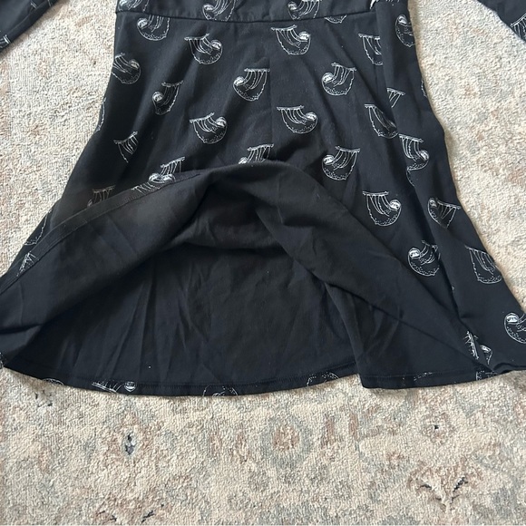 Cat and Jack XL 14-16 Black Long Sleeve Dress sloth pattern PERFECT CONDITION - Picture 5 of 7